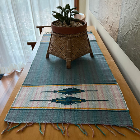 Banawe table runner